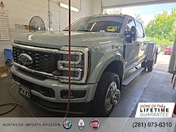 2025 Ford Super Duty F-450 DRW Platinum