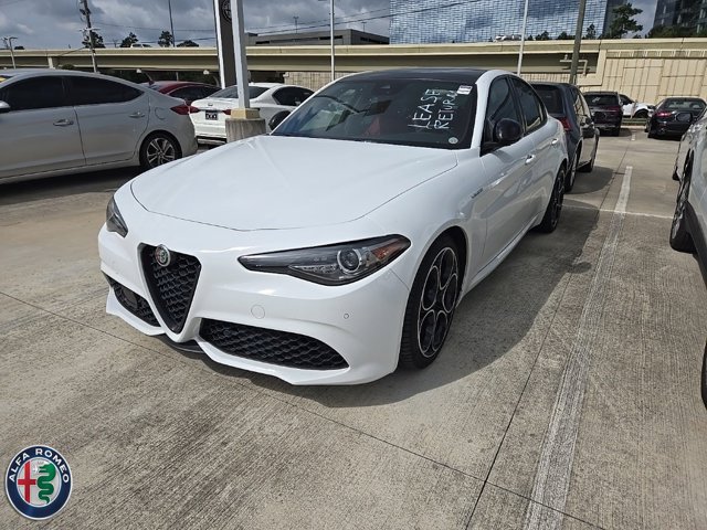 2022 Alfa Romeo Giulia Veloce