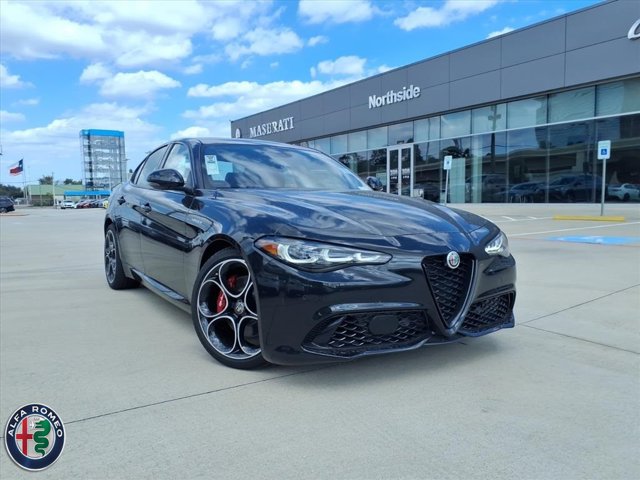 2025 Alfa Romeo Giulia Base